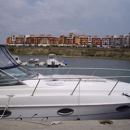 Studio Deluxe In Marina Cape 4 Stars Complex 33 7 Aheloy Exteriör bild