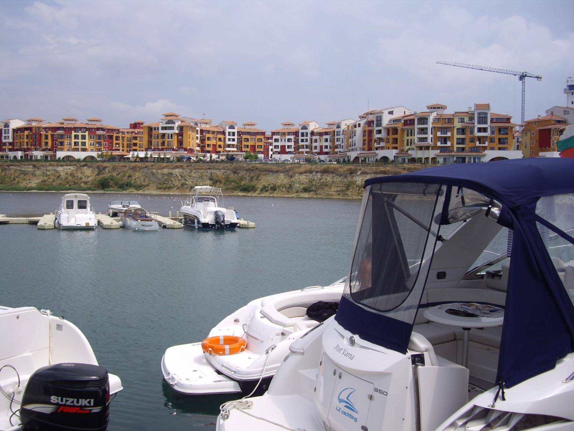 Studio Deluxe In Marina Cape 4 Stars Complex 33 7 Aheloy Exteriör bild